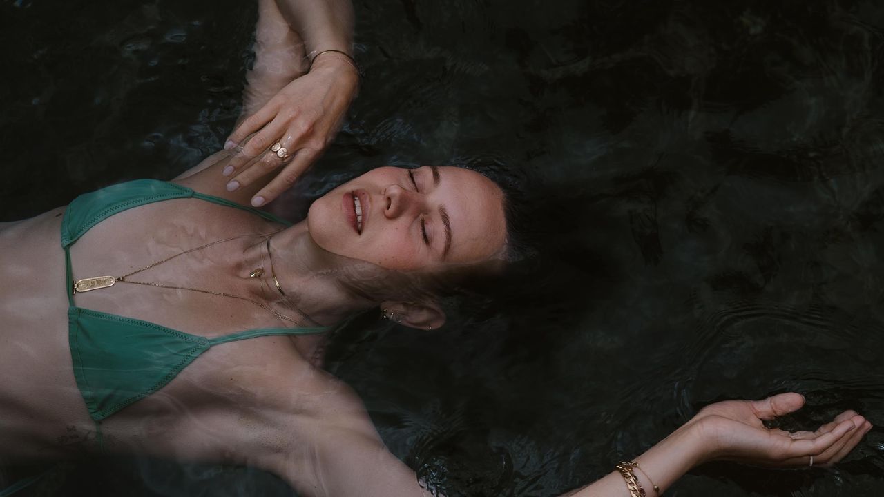Sprung in kalte Wasser Sprung in kalte Wasser